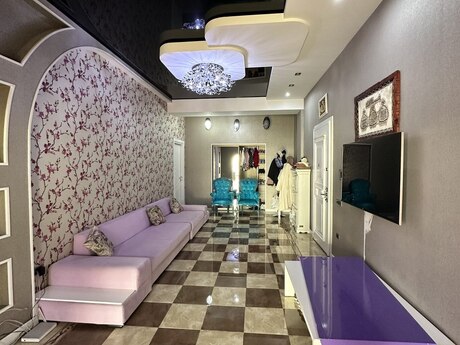4-комн. новостройка - м. 28 мая - 247 м²
