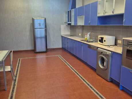 3 otaqlı mənzil, 178 m², 28 May: 465 000 ₼ 3