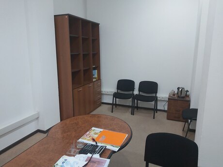 1-комн. офис - м. Гянджлик - 32 м²