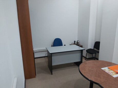 1-комн. офис - м. Гянджлик - 32 м²