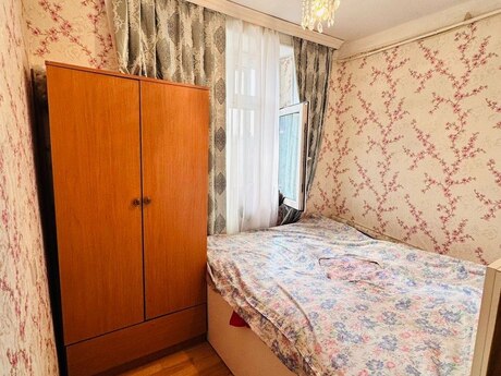 2-комн. вторичка - м. Элмляр Академиясы - 40 м²