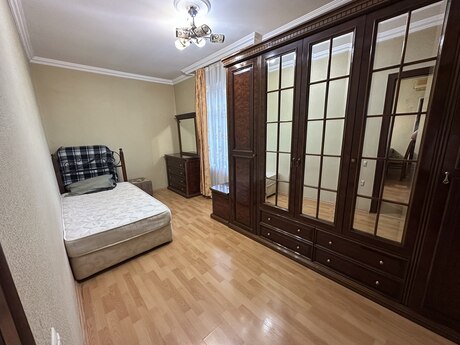 2-комн. вторичка - м. Ичеришехер - 50 м²