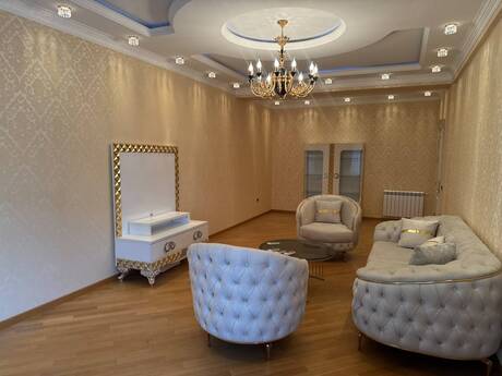 3-комн. новостройка - м. 28 мая - 180 м²