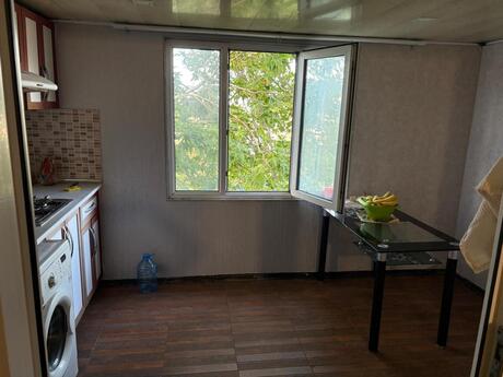 2 otaqlı köhnə tikili - Gənclik m. - 41 m²