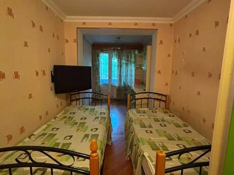 3-комн. вторичка - м. Гянджлик - 90 м²