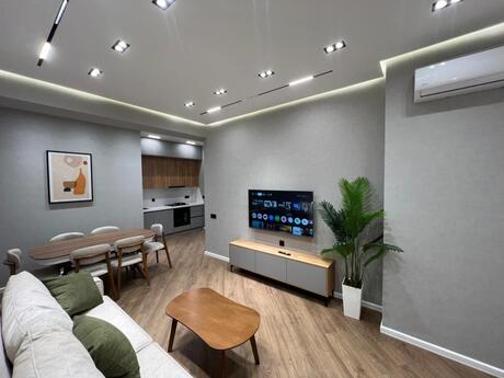 3-room apartment for rent, 85 m², 20 Yanvar: 1 300 ₼/mo 3