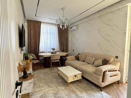 Elan №6308422 - Bakı, Əhmədli q., 2 otaqlı, 58 m², 3/12 mərtəbə