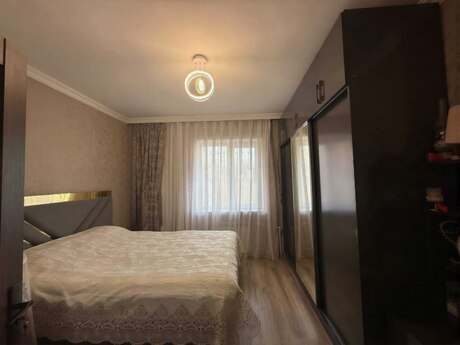 3-комн. вторичка - пос. Бакиханова - 65 м²