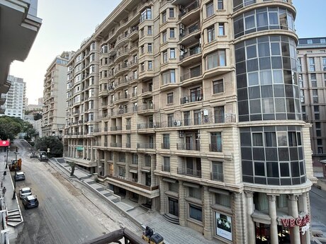 6 İçəri Şəhər
