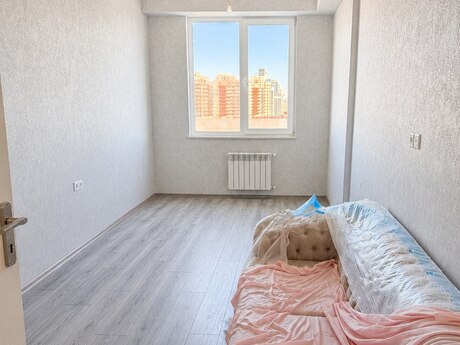 3-комн. новостройка - м. 20 января - 95 м²