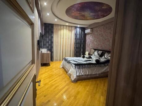 3 otaqlı mənzil, 140 m², Xalqlar Dostluğu: 365 000 ₼ 2