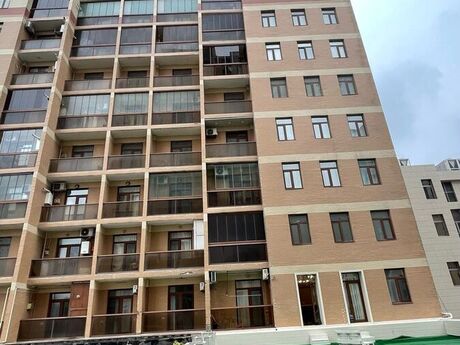 4-комн. новостройка - м. Элмляр Академиясы - 145 м²