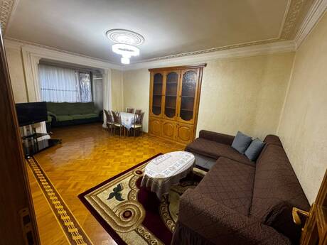 Elan №6308613 - Bakı, Sahil m., 3 otaqlı, 65 m², 2/5 mərtəbə