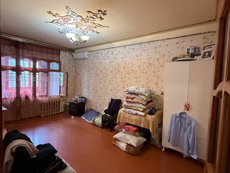 3 otaqlı köhnə tikili - Xalqlar Dostluğu m. - 85 m²