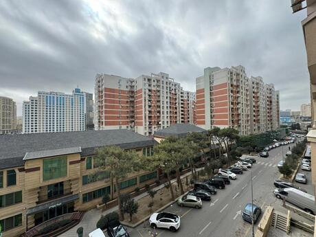 3 otaq · 131 m² · 12/14 mərtəbə, 20 Yanvar