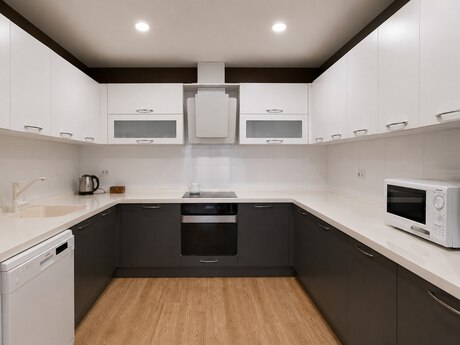 2-room new-build apartment for rent in 28 May, 80 m², 2 000 AZN/mo, photo 5 / 12
