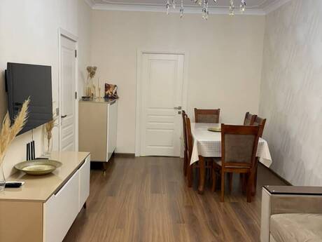 Elan №6308823 - Bakı, Memar Əcəmi m., 2 otaqlı, 55 m², 1/5 mərtəbə