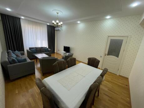 Elan №6308834 - Bakı, Səbail r., 2 otaqlı, 71 m², 15/16 mərtəbə