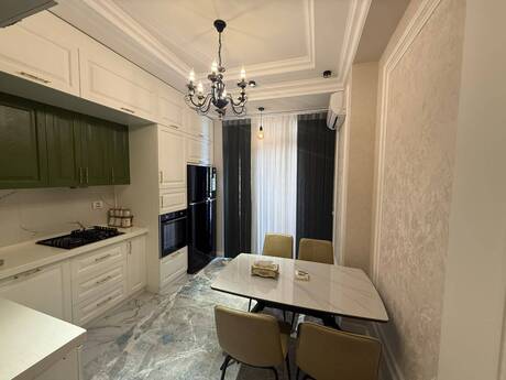 2 rooms · 84 m² · floor 6/19, Capital City