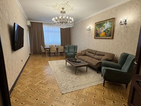 4 otaqlı yeni tikili - Nəriman Nərimanov m. - 178 m²