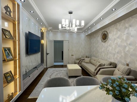 3 otaqlı mənzil, 106 m², Əhmədli: 330 000 ₼ 2