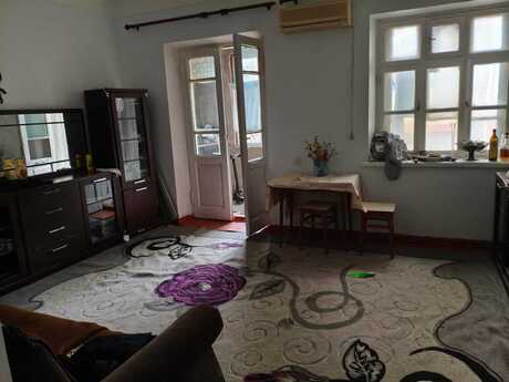 Elan №6308990 - Bakı, Gənclik m., 2 otaqlı, 60 m², 2/3 mərtəbə