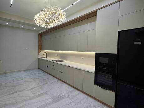 Elan №6309083 - Bakı, Elmlər Akademiyası m., 3 otaqlı, 120 m², 12/17 mərtəbə