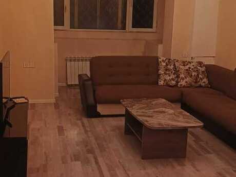 Elan №6309166 - Bakı, Gənclik m., 2 otaqlı, 65 m², 4/4 mərtəbə