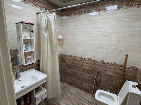 Kirayə 3 otaqlı mənzil, 110 m², İnşaatçılar: 800 ₼/ay 4