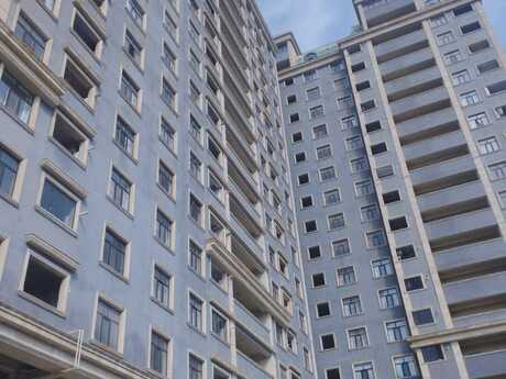 Elan №6309343 - Bakı, Binəqədi r., 2 otaqlı, 80 m², 7/17 mərtəbə
