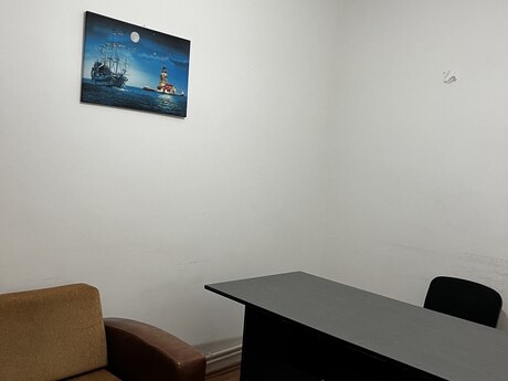 3 otaqlı ofis - Nəsimi r. - 100 m²