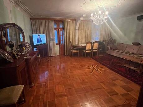 Elan №6309575 - Bakı, Azadlıq Prospekti m., 5 otaqlı, 110 m², 3/5 mərtəbə