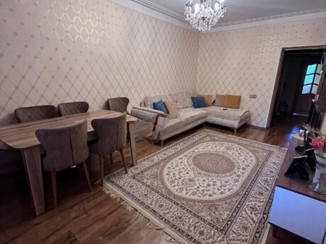 Объявление №6309544 - Баку, м. Нариман Нариманов, 3-комн., 90 м², 2/5 этаж