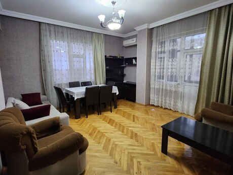 Elan №6309552 - Bakı, Yasamal r., 2 otaqlı, 70 m², 5/14 mərtəbə