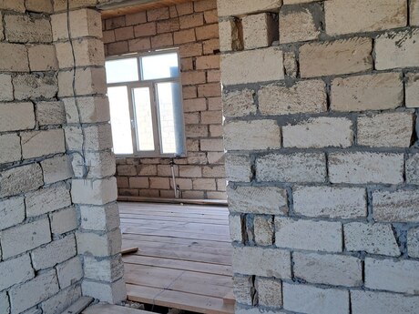 4 otaqlı həyət evi/bağ evi - Buzovna q. - 76.2 m²