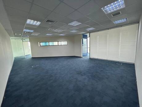 3-комн. офис - м. 20 января - 92 м²