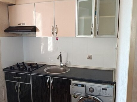 1-room old-build apartment for sale in Nərimanov, 40 m², 138 500 AZN, photo 4 / 9