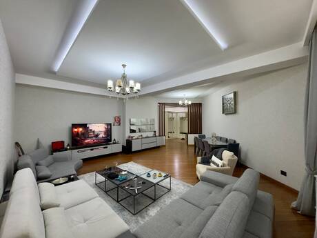 Elan №6309926 - Bakı, 8-ci kilometr q., 3 otaqlı, 165 m², 14/15 mərtəbə