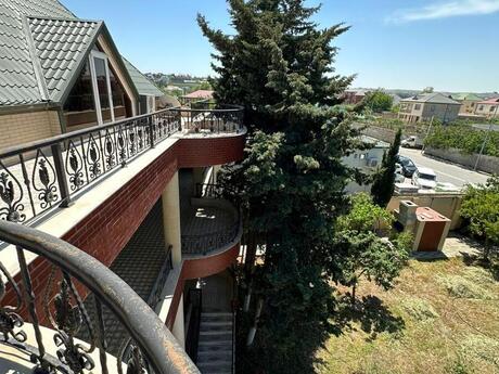 16 otaqlı həyət evi, 980 m², Novxanı: 390 000 ₼ 2