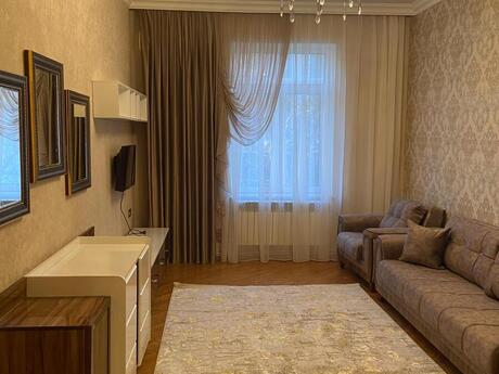 Elan №6309842 - Bakı, Sahil m., 2 otaqlı, 56 m², 2/5 mərtəbə