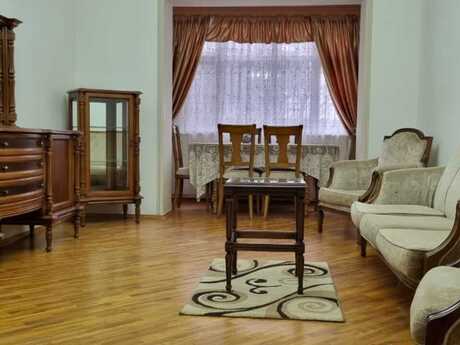 Elan №6309889 - Bakı, Nəriman Nərimanov m., 3 otaqlı, 90 m², 2/5 mərtəbə