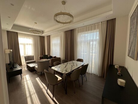 3-комн. новостройка - м. Шах Исмаил Хатаи - 120 м²