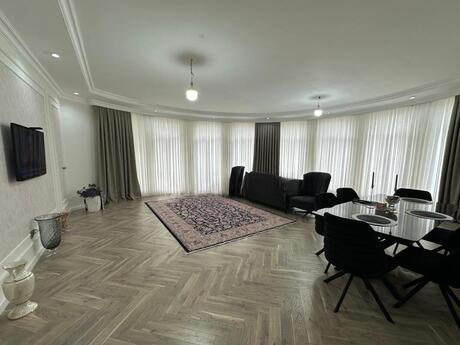 4 otaqlı mənzil, 192 m², Şah İsmayıl Xətai: 560 000 ₼ 2
