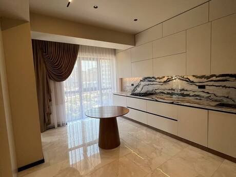Kirayə 3 otaqlı mənzil, 130 m², Şah İsmayıl Xətai: 2 300 ₼/ay 5