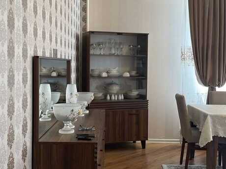 3 otaqlı mənzil, 112 m², Xalqlar Dostluğu: 260 000 ₼ 3