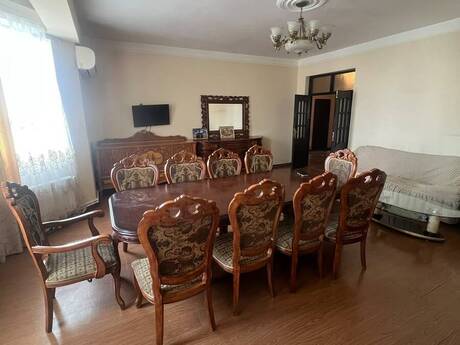3-комн. новостройка - Хатаинский р. - 130 м²