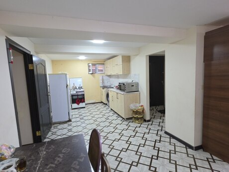 9 otaqlı həyət evi, 340 m², Ramana: 240 000 ₼ 2