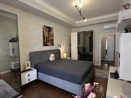 3 otaqlı yeni tikili - Ağ şəhər q. - 130 m²