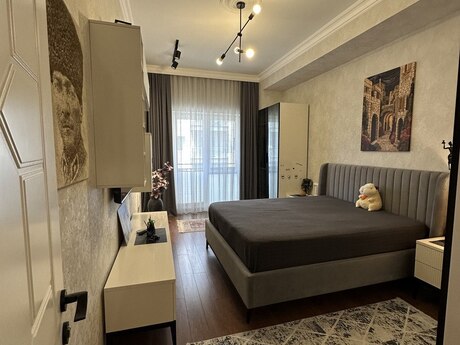 3 otaqlı yeni tikili - Ağ şəhər q. - 130 m²
