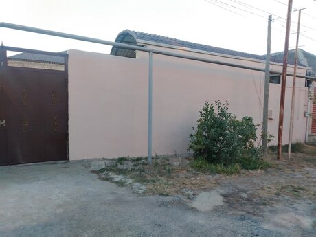 5-комн. дом/дача - пос. Карачухур - 200 м²